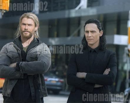 Amazon.co.jp: 映画マイティ・ソー バトルロイヤルジャケットの
