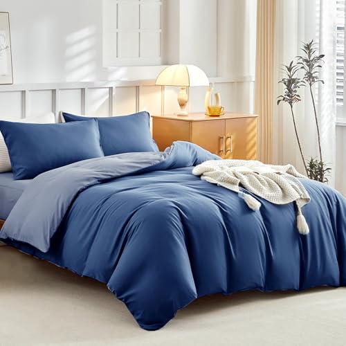 Tokokimo 4-Piece Double Bedding Set with Fitted Sheet - Dark Blue Ultra-Soft Microfibre Double Duvet Set with Pillowcases and Fitted Sheet (40cm Mattress Depth) Blue Bedding