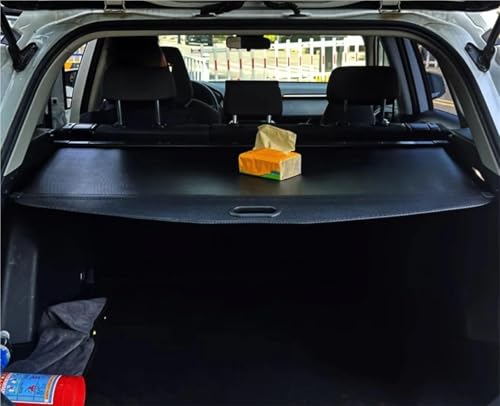 Separador de carga Mazda CX-6e 2026 para ocultar el equipaje de los robos 4