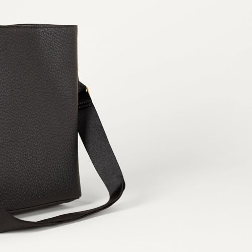 Amazon Essentials Soft Bucket Bag