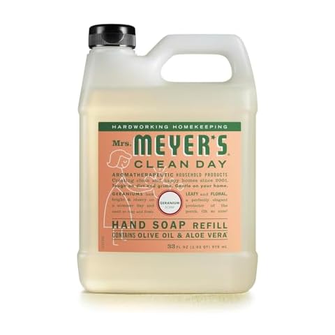 MRS. MEYER'S CLEAN DAY Geranium Hand Soap Refill Cover