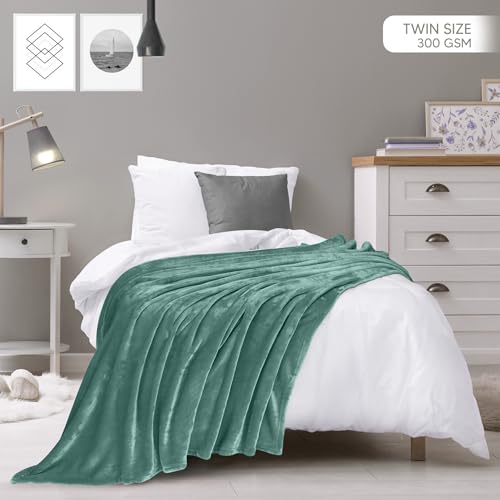 Image of Utopia Bedding Fleece Blanket 300GSM Luxury Anti-Static Fuzzy Soft Microfiber Blanket for Couch, Sofa and Bed Twin Size (60x80 Inch) Celadon