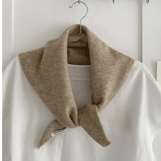 Knitted Triangle Scarf for Women Y2k Head Scarf Downtown Girl Aesthetic Accessories Streetwear Triangle Shawl3