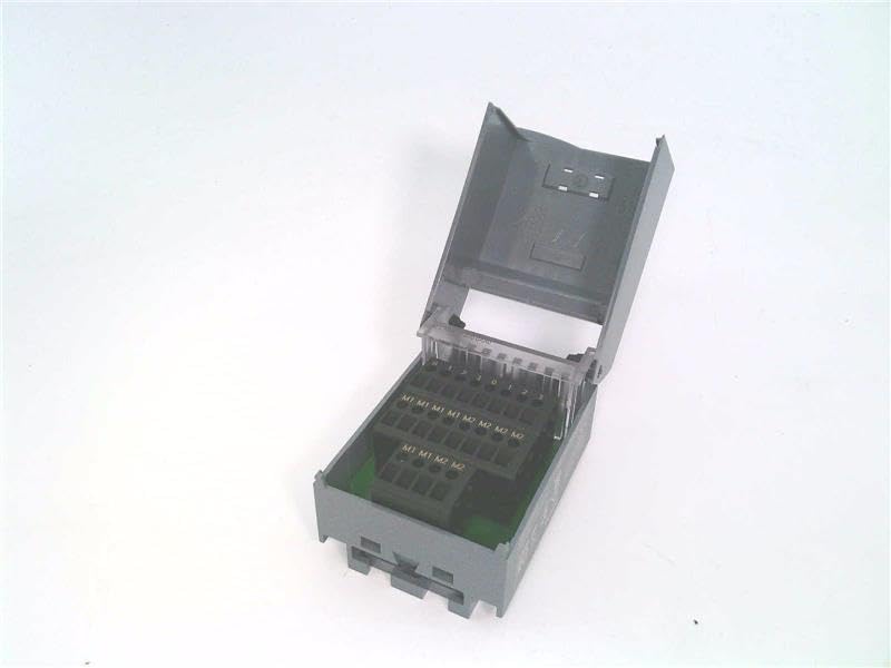 Módulo conexion tp2 con 8 canales de salida digital y borne de tornillo Siemens 4