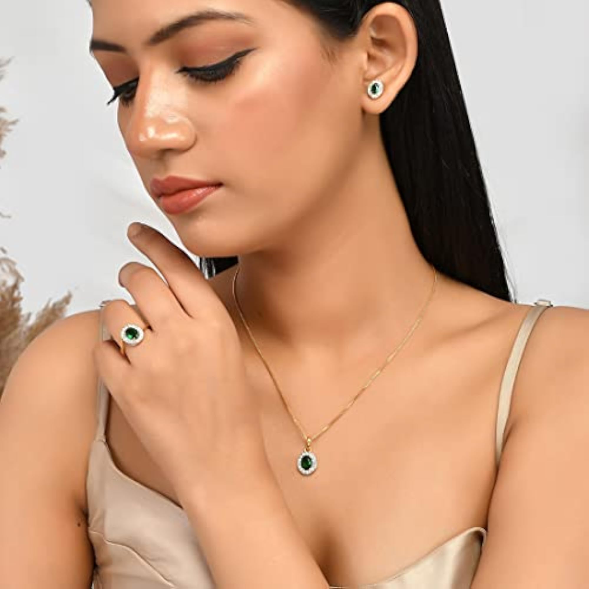 Green Zircon Oval Cut Box Set