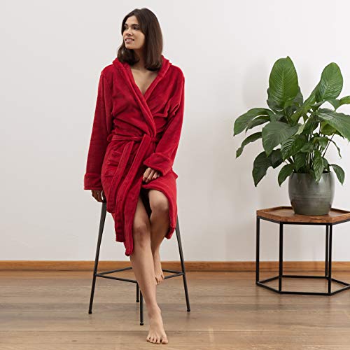 Lumaland Luxury Mikrofaser Bademantel mit Kapuze für Damen und Herren in verschiedenen Größen und Farben Rot L