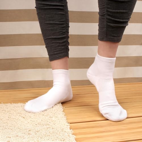 Image of BambooMN Women's Rayon from Bamboo Athletic Quarter Crew Sock for Home Travel Work and Sport