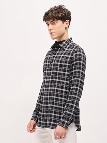 Image of THE BEAR HOUSE Men Spread Collar Checked Cotton Slim Fit Shirt