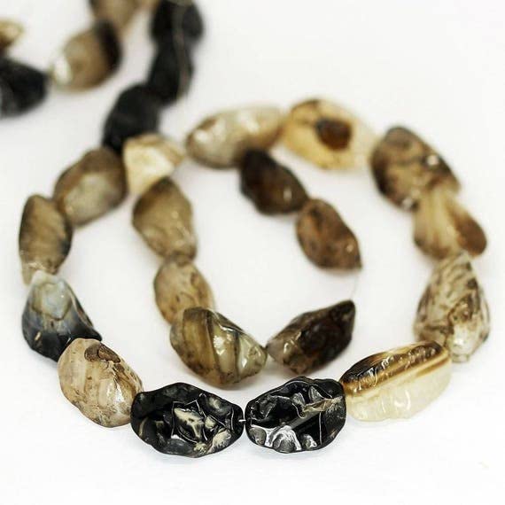 Agate bicolore perles marquise pour rompre la monotonie de vos bijoux