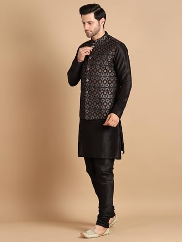 Image of men's Silk Blend Kurta Pejama & Waistcot Set
