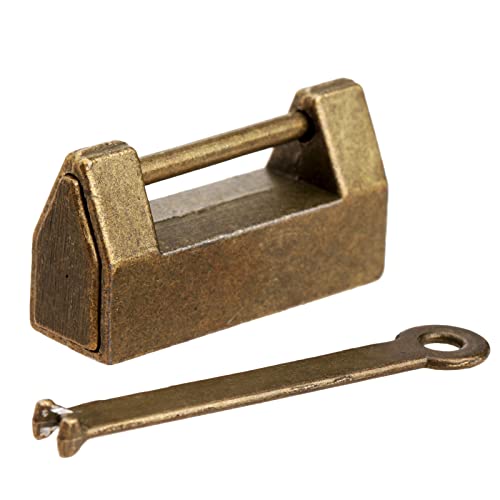 Serrure chinoise ancienne et sa clé en fer pour préserver vos secrets
