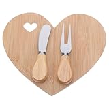 Planche à charcuterie au design unique en forme de cœur : ornée d’un cœur original, cette planche de service rehausse avec élégance vos plateaux de charcuterie. idéale pour les anniversaires et les occasions romantiques