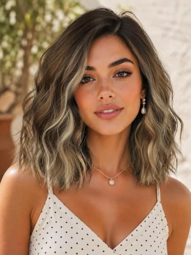 Image of Eawwii Wig for Women Ombre Light Brown Blonde,Short Wavy Synthetic Lace Wig