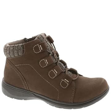 clarks winter boots womens