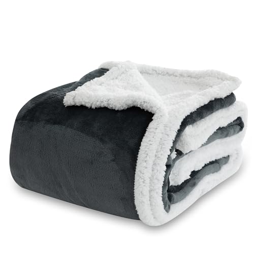 Winthome Manta Gruesa Cálida, Plaid Sofa Cama Suave Y Esponjosa, Mantas Polar Sherpa Con Diseño De Doble Capa, Cobijas De Invierno Para Niños Adultos, Blanket Navidad Gris, 150x200cm Winthome Manta Gruesa Cálida, Plaid Sofa Cama Suave Y Esponjosa, Mantas Polar Sherpa Con Diseño De Doble Capa, Cobijas De Invierno Para Niños Adultos, Blanket Navidad Gris, 150x200cm