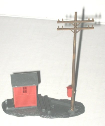 Atlas HO Scale Model Railroad Telephone Shanty and Pole