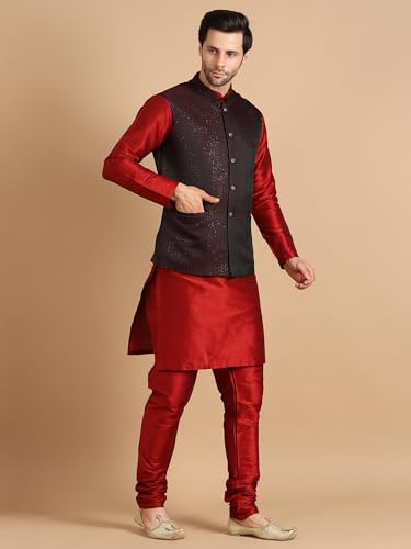 Image of men's Silk Blend Kurta Pejama & Waistcot Set
