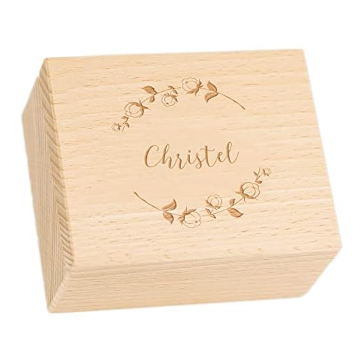LAUBLUST Schmuckkästchen aus Holz - Natur - Personalisiert - 10 x 8 x 5 cm - mit floralem Motiv - Geschenkbox Klein - Personalisierte Geschenke - Schmuckkasten Mädchen - Ohrring Aufbewahrung