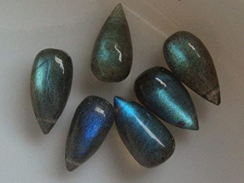 Labradorite briolette sans facette pour éliminer le risque d'accroche