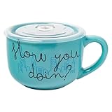 Photo Gallery silver buffalo friends how you doin - tazza in ceramica con coperchio in plastica ventilato, 680 ml Photo Gallery silver buffalo friends how you doin - tazza in ceramica con coperchio in plastica ventilato, 680 ml