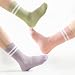 BUDERMMY Pilates Socken Damen 4 Paare Baumwolle Yoga Socken Stoppersocken Rutschfeste mit Noppen Antirutsch Atmungsaktiv Socken (DE/NL/SE/PL, Numerisch, 35, 38, Regular, Regular, Mehrfarbig 4 Paare)