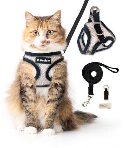 (シリーズ累計2万個突破) Petiam 猫 ハーネス リード 猫用 抜けない ダブルロック リードセット 迷子札付き お散歩セット (ホワイト, M)