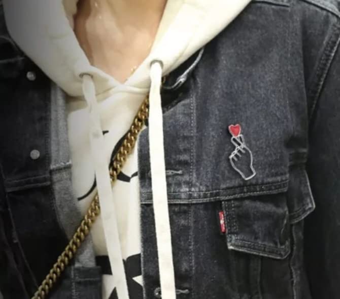 Image of Brooches Heart Finger for K-Pop Pins Love Heart Hand Pins Korean Symbol Love 2 pcs Pin for Clothing Decoration Army Gift merch