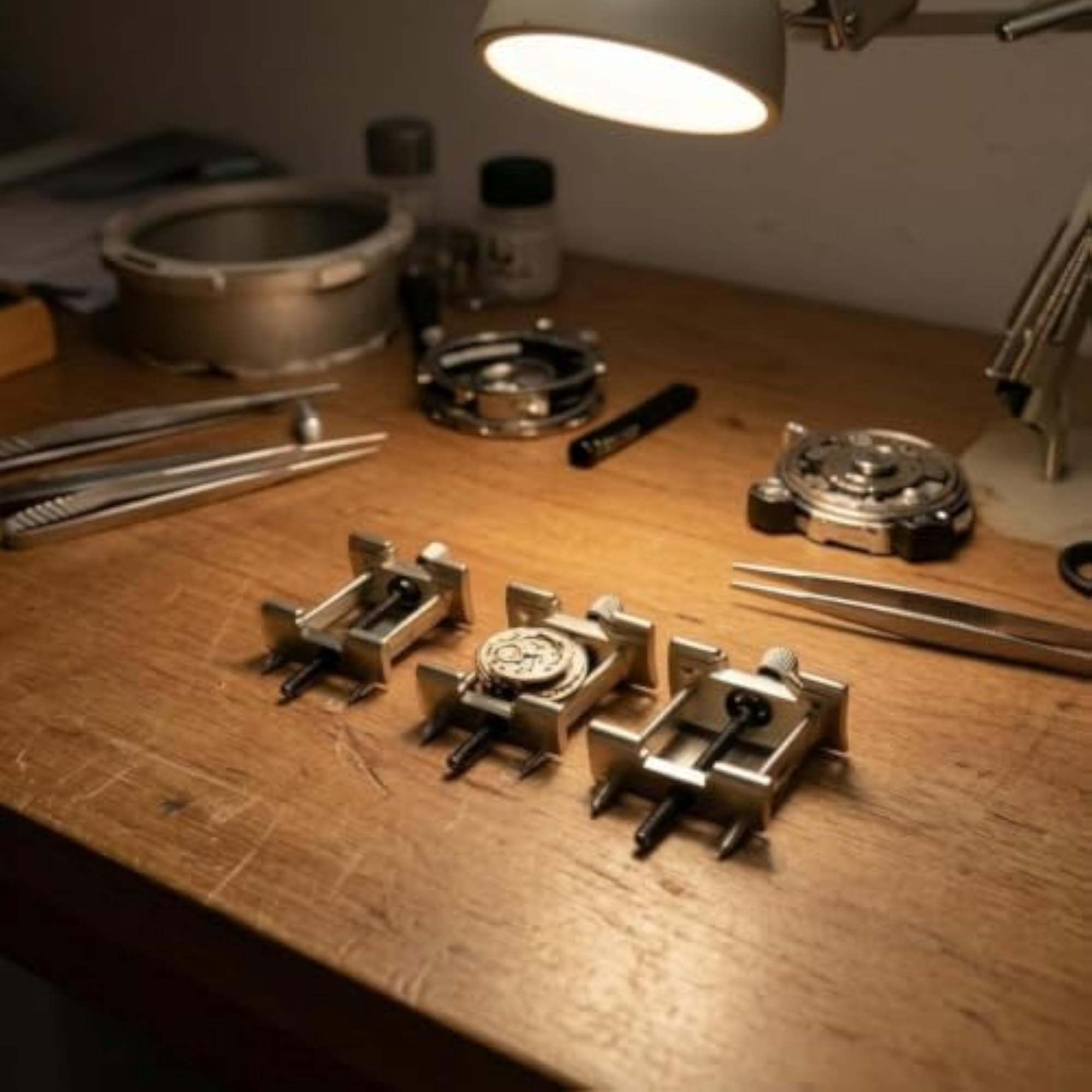 Easy to Use Adjustable Watch Movement Holder Repair Work Clamp
