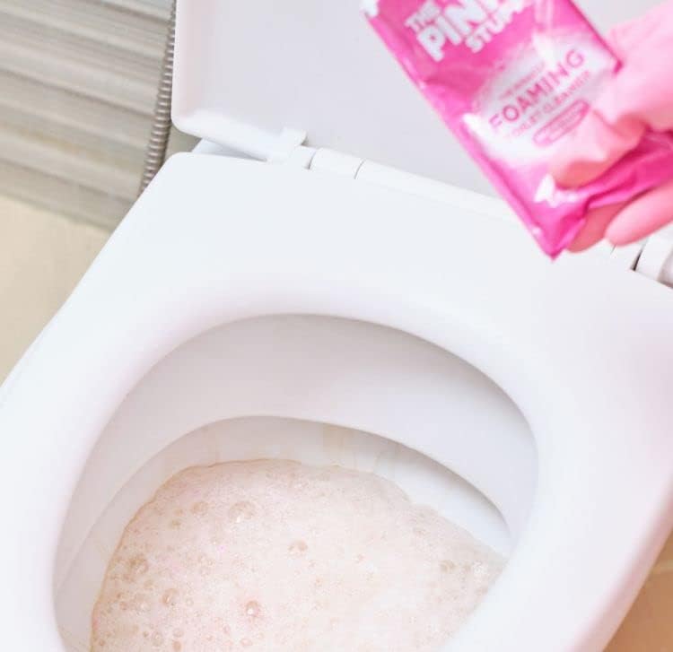The Pink Stuff Miracle Foaming Nettoyant pour Toilettes – Gel Moussant Efficace et Facile d'Utilisation - Description