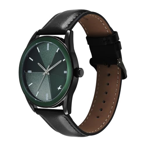 Image of Fastrack Stunners XI with Quartz Analog Dark Green Dial Black Leather Strap Watch for Men - 38215KL01