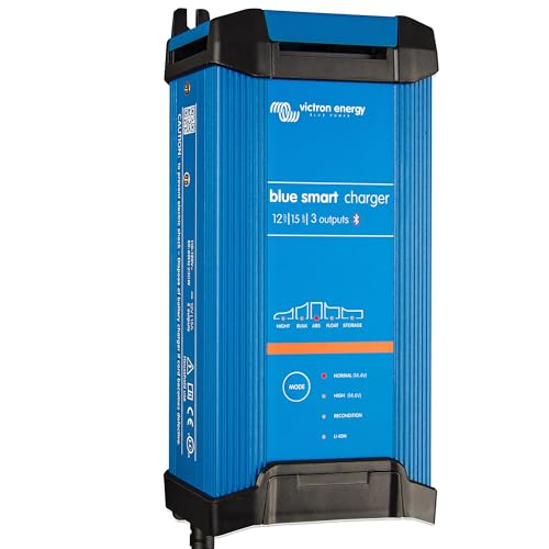 Victron Energy Blue Smart Batterie Ladegerät 12-Volt 15 Ampere 230V - Autobatterie Ladegerät - Batterieerhaltungsgerät und Desulfator - IP22 Geschützt - Bluetooth - 3 Ausgänge - CEE 7/7