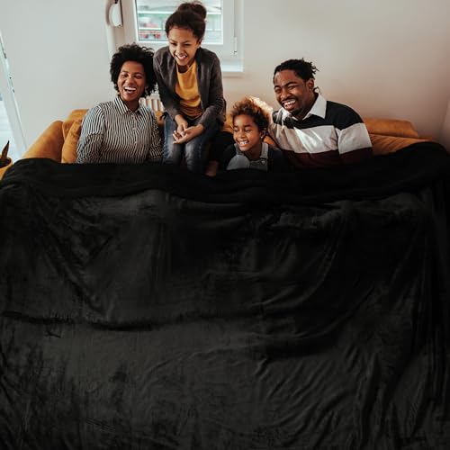 Image of Bedsure GentleSoft Sherpa Fleece Oversized Cal King Blankets for Bed - Thick and Warm Throw for Women and Men, Soft Fuzzy Plush Large Blanket for Winter, Non-Heated, Black, 112x98 Inches