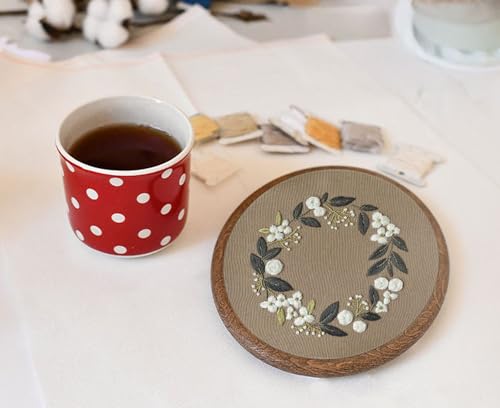 Image of Embroidery Hoop Frames by Celley, Vintage Faux Wood Design, 4 Pcs (5.9 Inches)