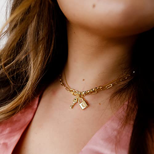 Riddle's Jewelry Lock & Key Paperclip Chain Necklace in 10K Yellow Gold4