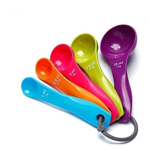 Set de 5 cucharas medidoras para cocina, cuchara para café, sal y azúcar, colores variados.