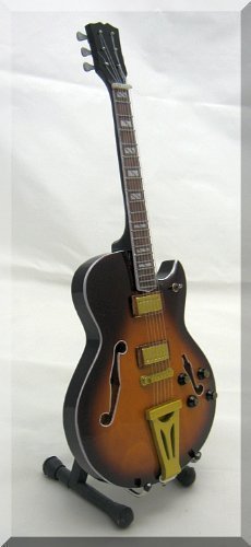Amazon | STEVE HOWE ミニチュアギター YES Super 400 | ミニチュア