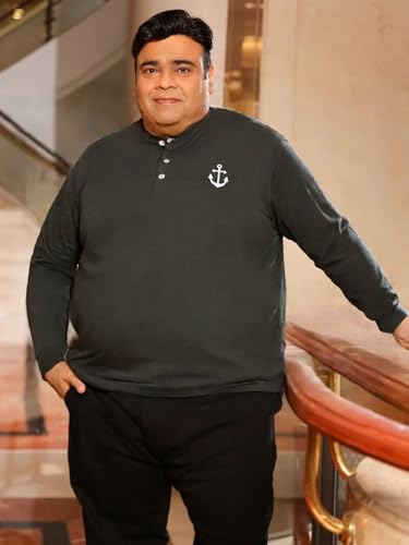 Image of Bigbanana Men Plus Size Solid Dark-Brown Full Sleeve Henley Tshirt