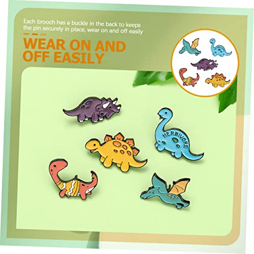 Épingle décorative dinosaure pour customiser un vêtement basique