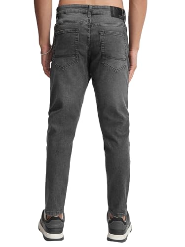 Image of Highlander Men's Tapered Jeans