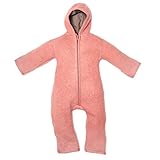 ZU JEDER JAHRESZEIT: Der Ganzkörperanzug ist atmungsaktiv und wärmend, aber auch wärmeregulierend. Im Frühling ist der Wolloverall für Jungen und Mädchen ebenso ein toller Begleiter, wie auch im Winter.