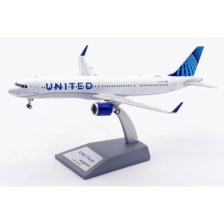 Amazon.co.jp: 飛行機模型飛行機おもちゃの飛行機模型