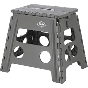 【前回激売れ】不二貿易 折りたたみ椅子 踏み台 ステップ 幅37×奥行30×高さ32cm 耐荷重150kg 841円送料無料など！