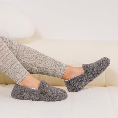 LongBay Women's Fuzzy Memory Foam Slippers Warm Cozy Shearling House Slippers for Ladies Supportive Slip on Indoor Home Shoes2