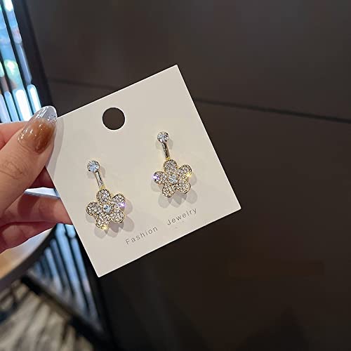 Boucles d'oreilles fleur et perle parfaites pour vos soirées