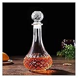Elegancethis La carafe magnifiquement fabriquée avec des boissons alcoolisées se démarque des carafes ennuyeux et ennuyeux. Le distillateur exquis rend votre processus de boisson plus intéressant et raffiné.