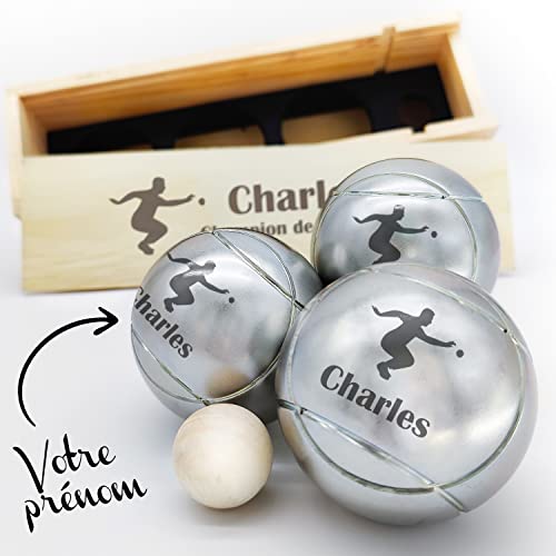 KDO MAGIC - Boule de pétanque personnalisée - Coffret Cadeau gravé avec Un prénom - Triplette en Acier Personnalisable - Lots de 3 Boules et 1 cochonnet - Homme et Femme (Modèle Joueur de pétanque)
