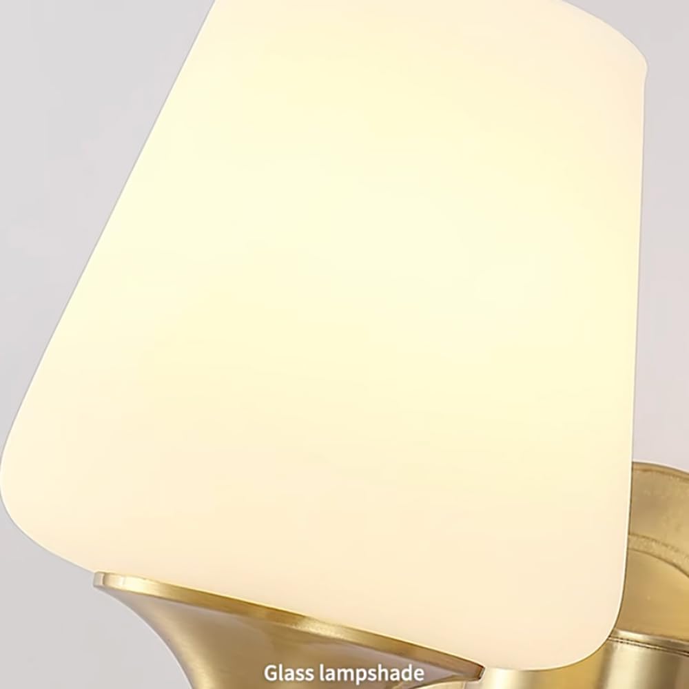 Nowoczesna lampa ścienna z mosiądzu, E27 złota oprawa ścienna do wnętrz, postmodernistyczna miedziana lampa ścienna z białym szklanym kloszem, lampa E27