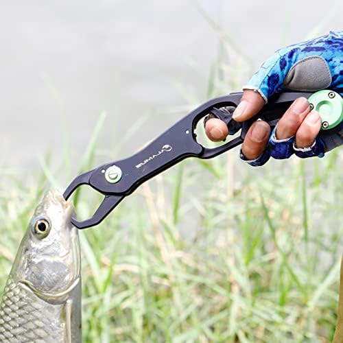Calamus A6 Fishing Pliers with Fish Lip Gripper, Lightweight Aluminum