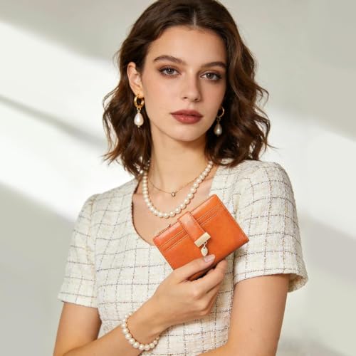 Image of Pomelo Best Wallet Women Bifold Leather Wallets for Women Credit Card Holder with ID Window Zipper Coin Pocket Orange