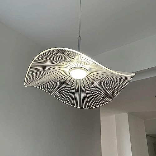 Lampe suspendue chapeau de paille rotin pour salon et restaurant design